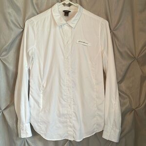 Eddie Bauer Long Sleeve White Button Down Shirt. Size Small.